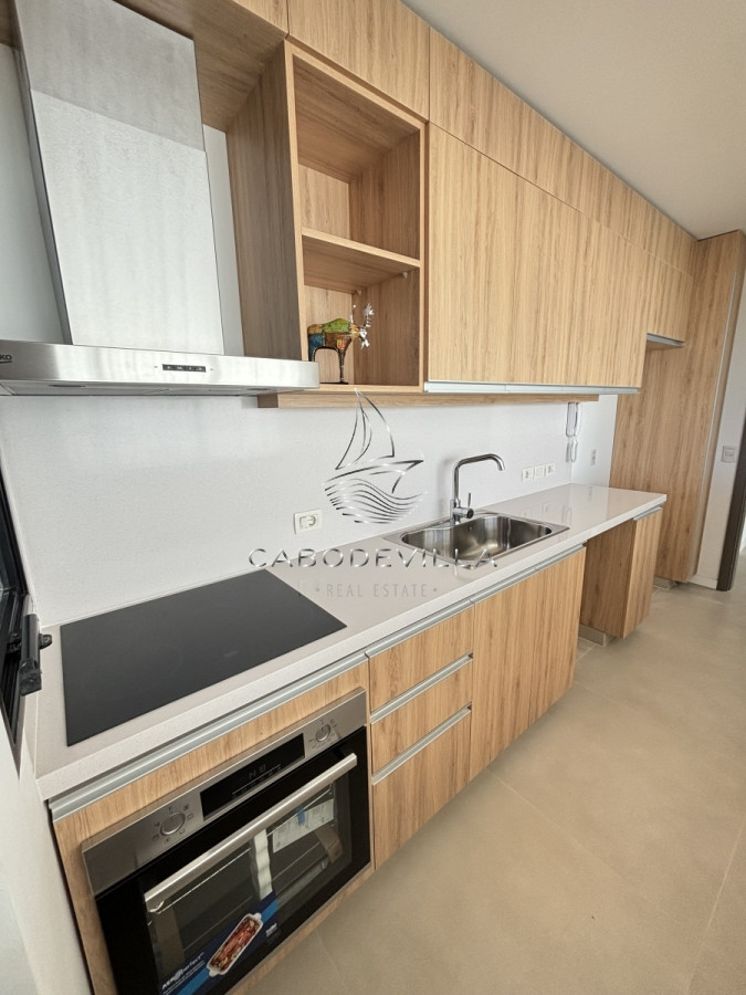 Apartamento ID.615 - En alquiler anual departamento con 2 dormitorios en Playa Brava 