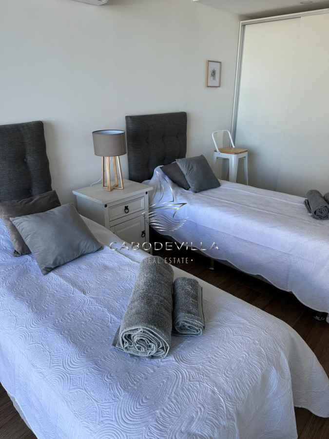 Apartamento ID.670 - Alquiler anual apartamento de 2 dormitorios y 2 baños Punta del Este 