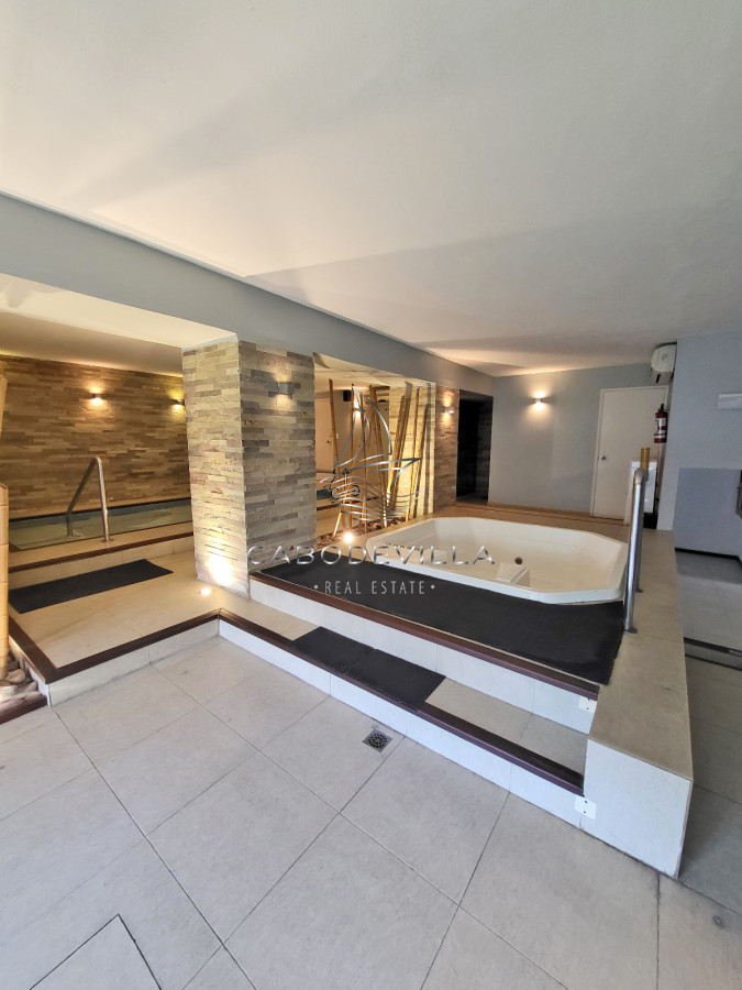 Apartamento ID.153 - En alquiler apartamento de 2 dormitorios y 2 baños Roosevelt Punta del Este 