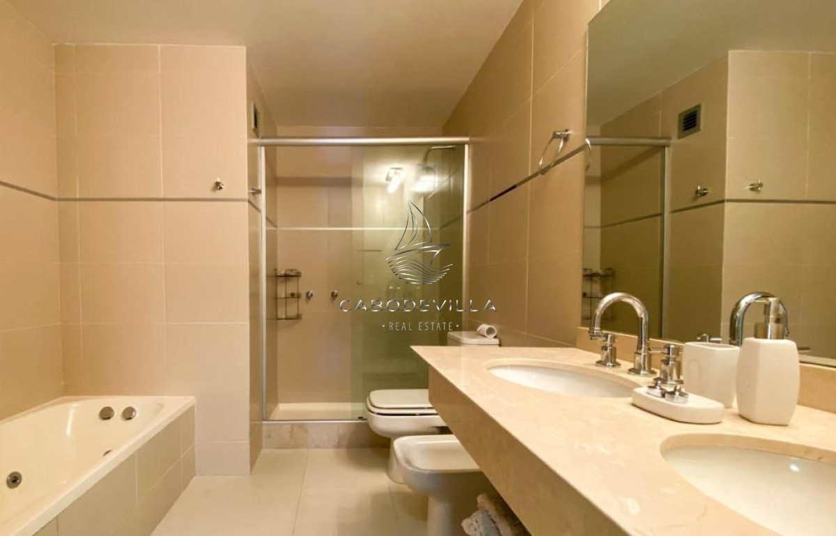 Apartamento ID.9 - Apartamento de 2 dormitorios en venta y alquiler anual 