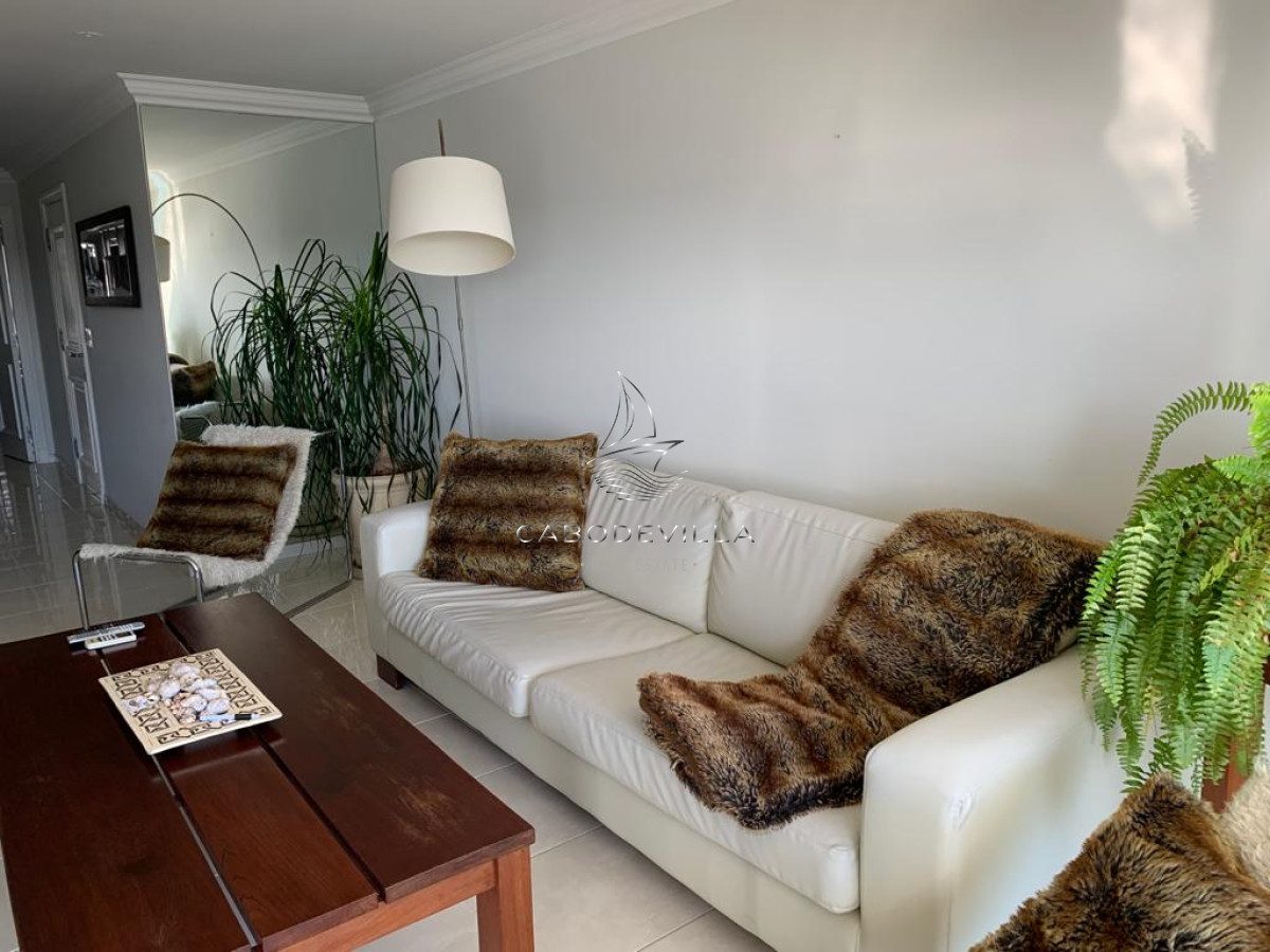 Apartamento ID.164 - Apartamento de 3 dormitorios en suite Parada 4 de playa Mansa 