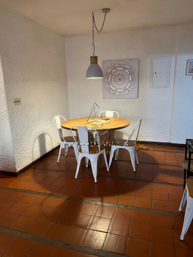 Apartamento ID.215 - Apartamento en primera línea del mar venta y alquiler invernal Punta del Este 