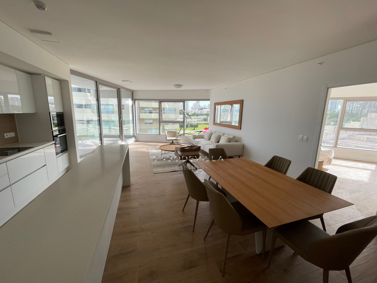 Apartamento ID.350 - En venta y alquiler anual departamento de 2 dormitorios Punta del Este 