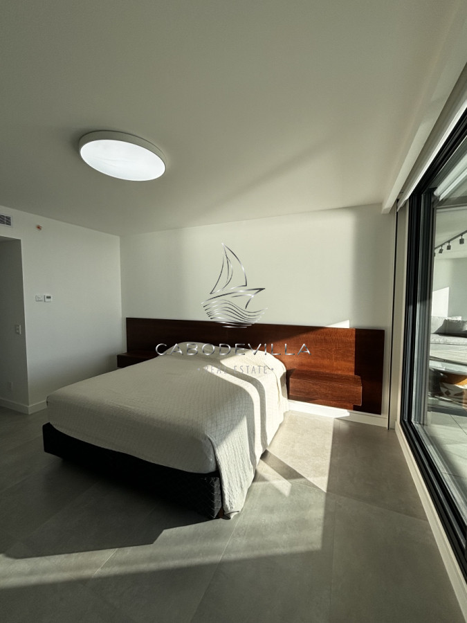 Apartamento ID.446 - En venta departamento de 3 dormitorios Playa Mansa 