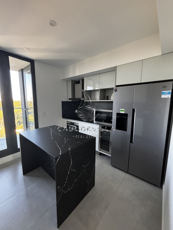 Apartamento ID.446 - En venta departamento de 3 dormitorios Playa Mansa 
