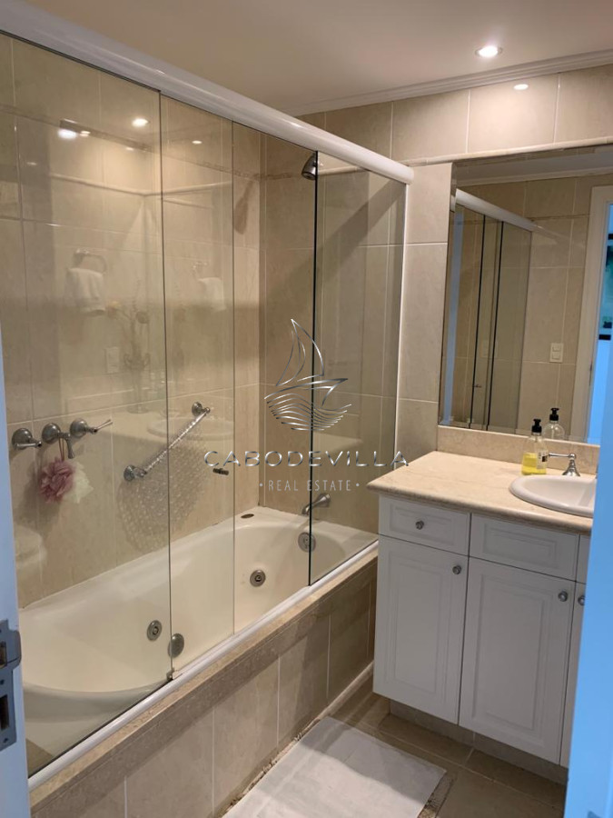 Apartamento ID.164 - Apartamento de 3 dormitorios en suite Parada 4 de playa Mansa 