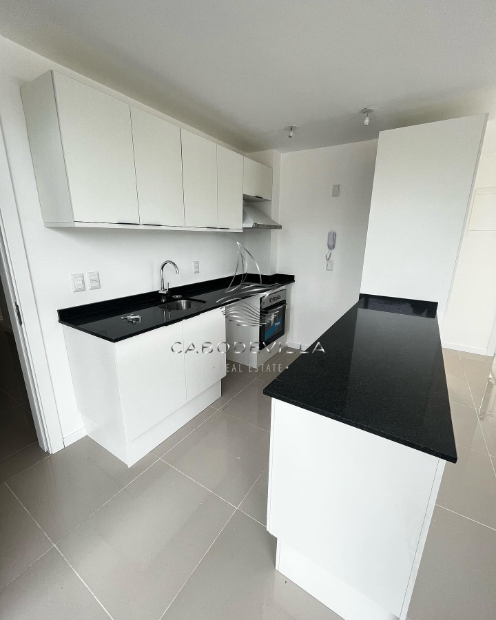 Apartamento ID.5 - En alquiler anual  apartamento de 2 dormitorios a estrenar Roosevelt 