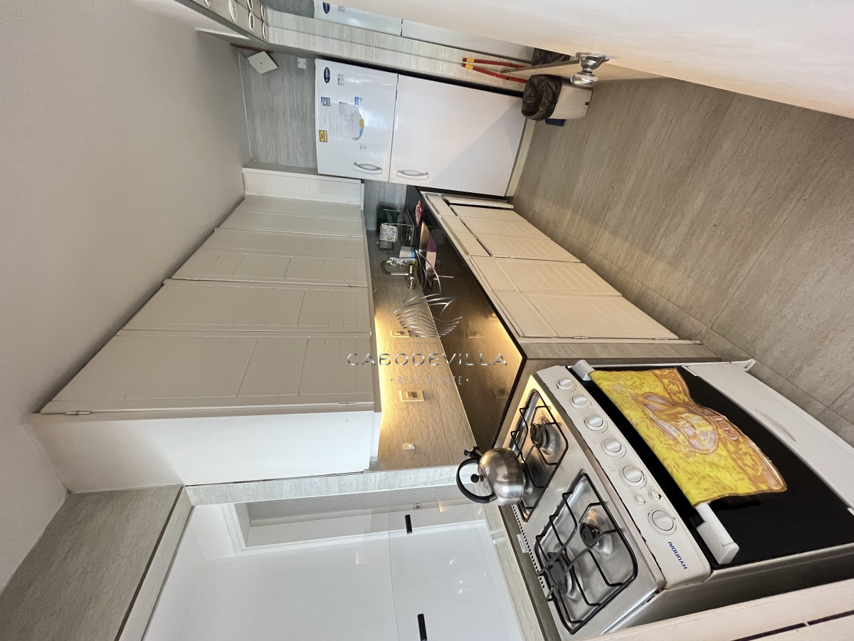 Apartamento ID.398 - Alquiler anual apartamento de 2 dormitorios y 2 baños Punta del Este 