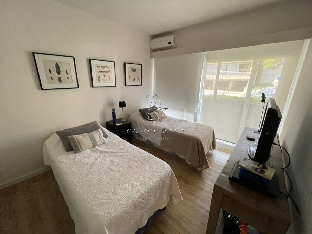 Apartamento ID.425 - Alquiler en Peninsula de Punta del Este 