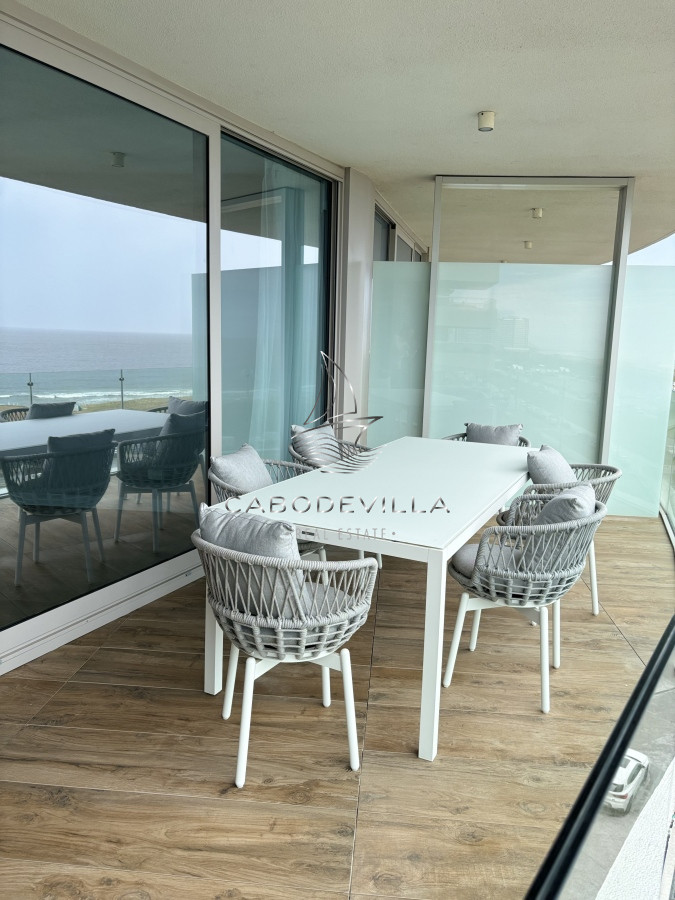 Apartamento ID.427 - En alquiler depto de 3 dormitorios más dependencia de servicio Punta del Este 