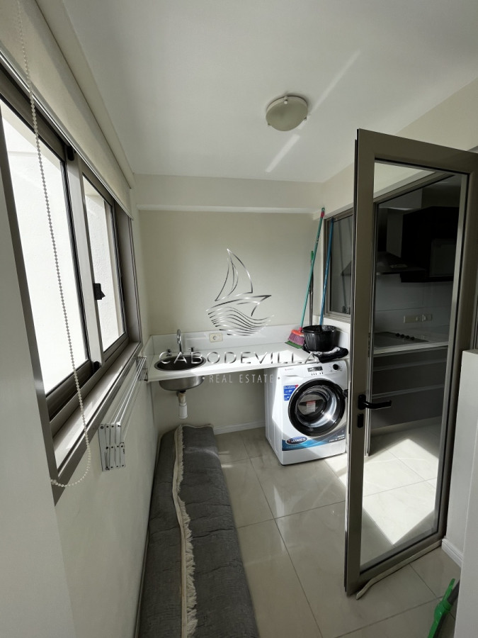 Apartamento ID.131 - En alquiler apartamento de 3 dormitorios en la brava punta del Este 