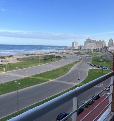 En venta apartamento de 2 dormitorios Punta del Este