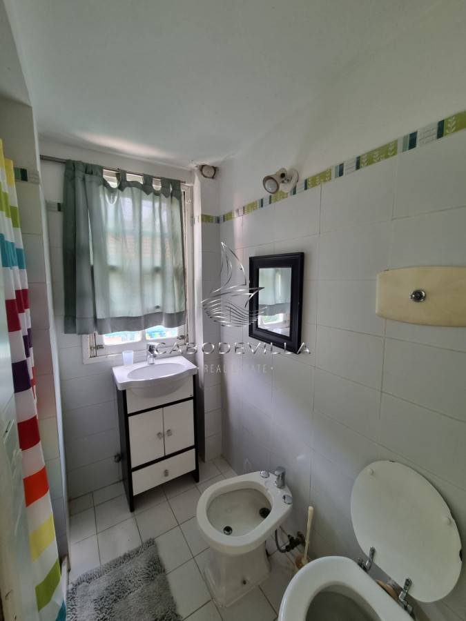 Casa ID.353 - Casa de 5 dormitorios en alquiler, La Barra