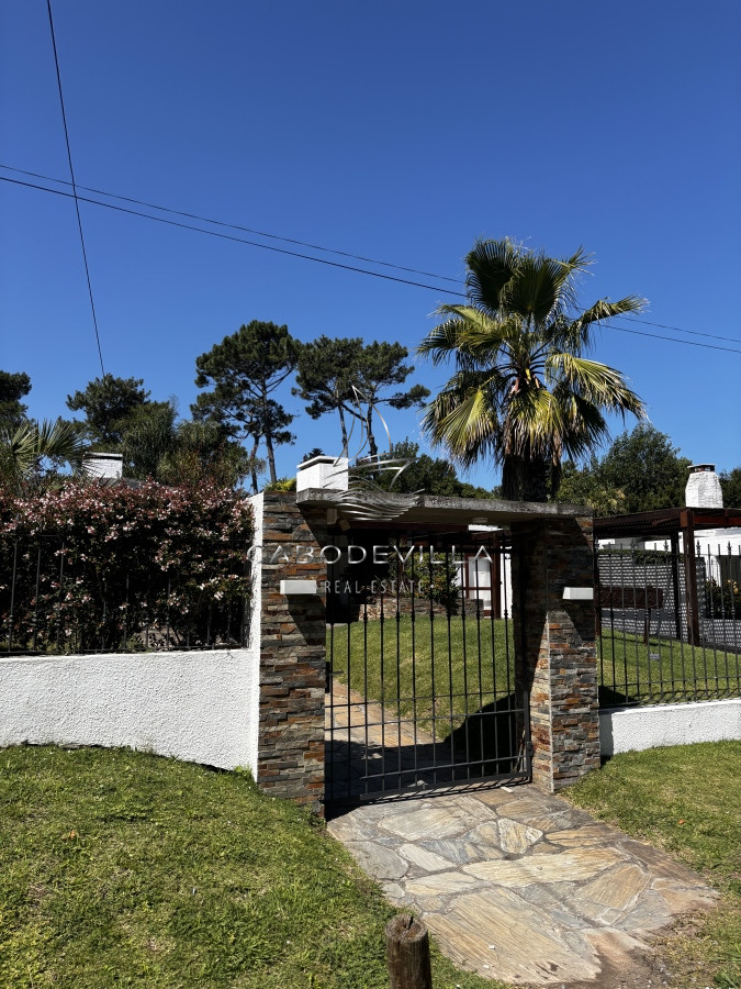 Casa ID.444 - En venta y alquiler casa en Punta del Este 