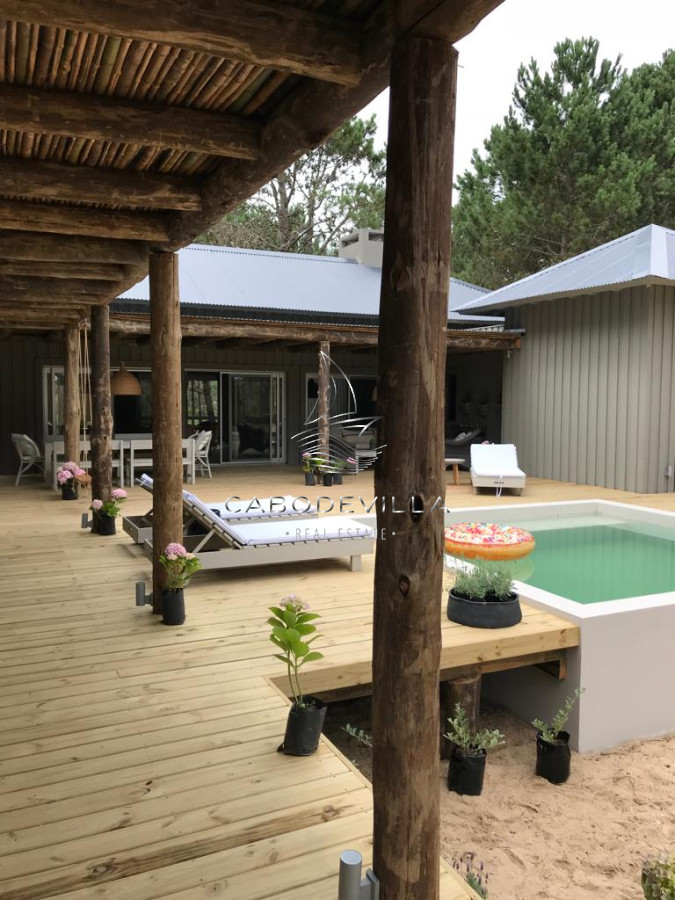 Casa ID.338 - En venta casa moderna en Barrio Privado Pinar del Faro, José Ignacio