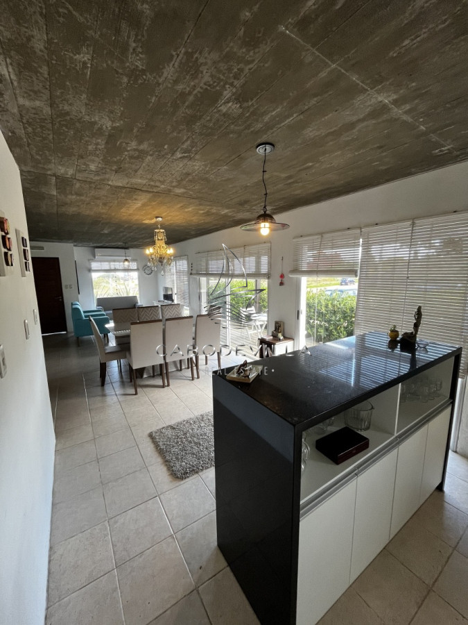 Casa ID.91 - En  alquiler temporal hermosa casa en Montoya de 5 dormitorios 