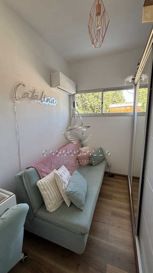Casa ID.698 - Casa de 3 dormitorios más dependencia de servicio en alquiler anual Punta del Este 