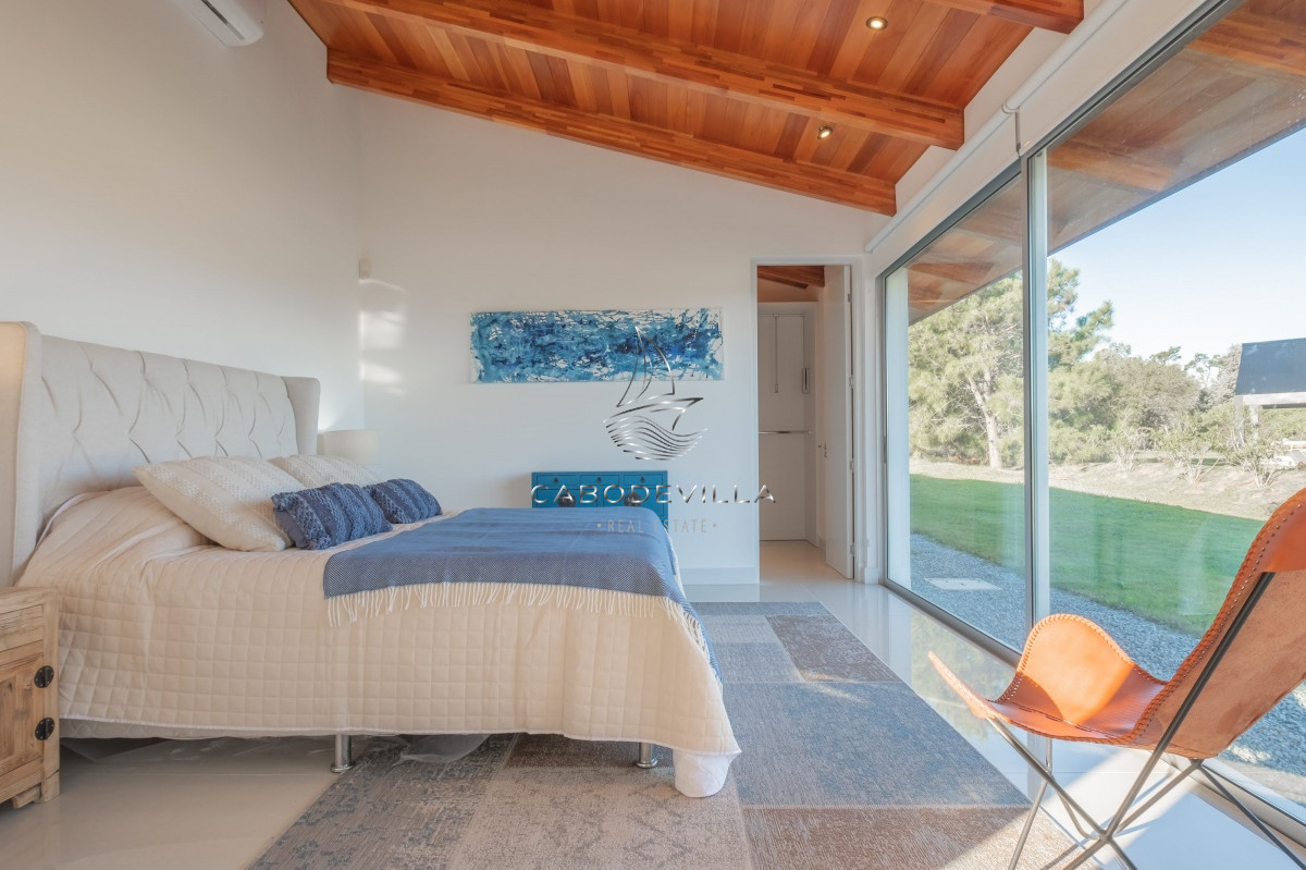 Casa ID.400 - En venta y alquiler anual casa barrio privado Punta del Este 