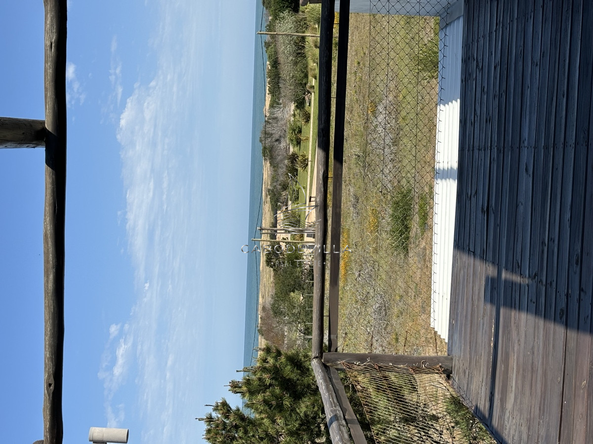 Casa ID.209 - Casa en venta y alquiler de 4 dormitorios con piscina climatizada José Ignacio Punta del Este 