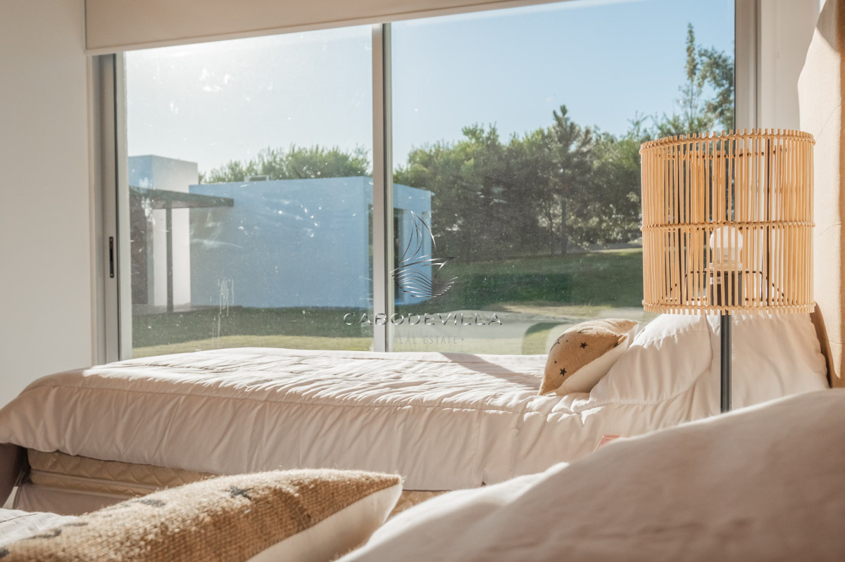 Casa ID.400 - En venta y alquiler anual casa barrio privado Punta del Este 