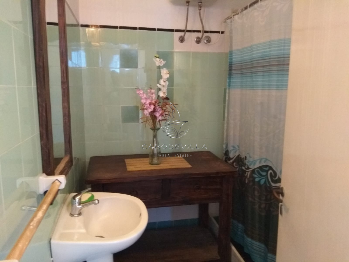 Casa ID.212 - Casa de 3 dormitorios y 2 baños, playa mansa Punta del Este 