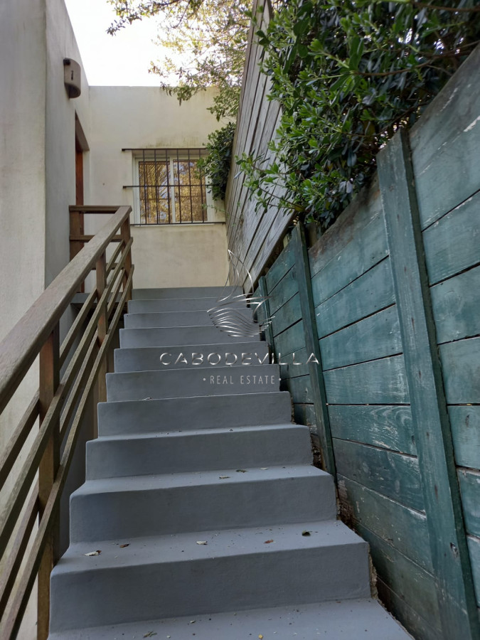 Casa ID.120 - Casa de 4 dormitorios + dependencia de servicio en alquiler Montoya la Barra