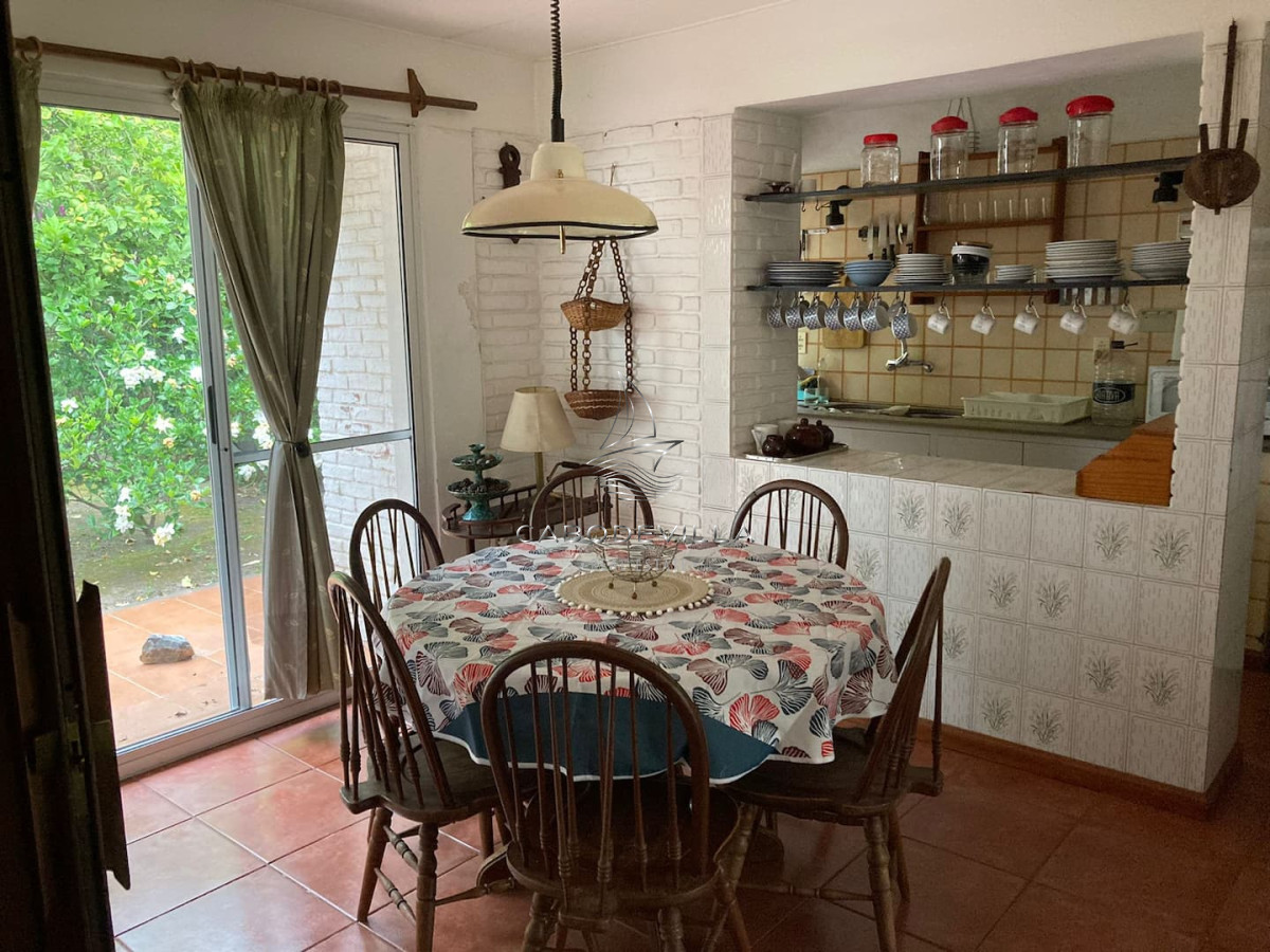 Casa ID.599 - Hermosa casa a 100 mts de la playa de Portezuelo, a 10 minutos de Punta del Este