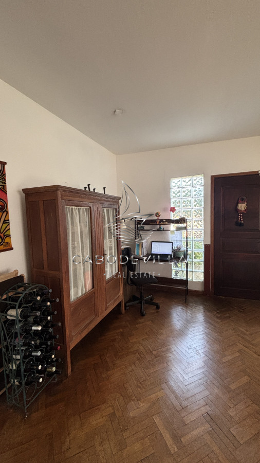 Casa ID.698 - Casa de 3 dormitorios más dependencia de servicio en alquiler anual Punta del Este 