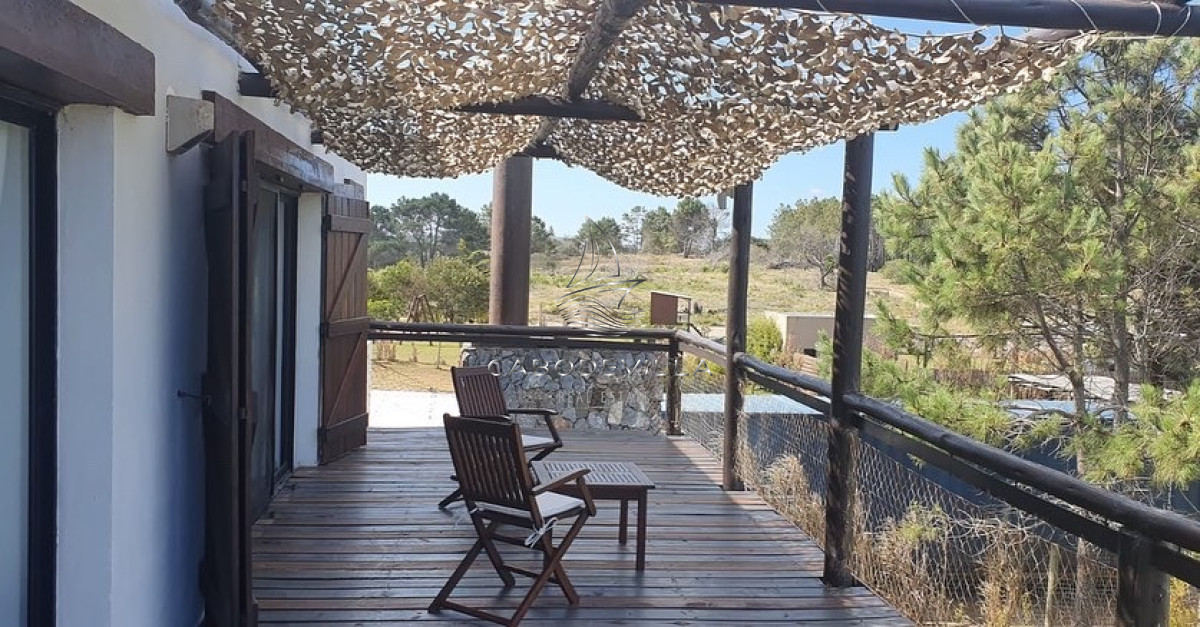 Casa ID.209 - Casa en venta y alquiler de 4 dormitorios con piscina climatizada José Ignacio Punta del Este 