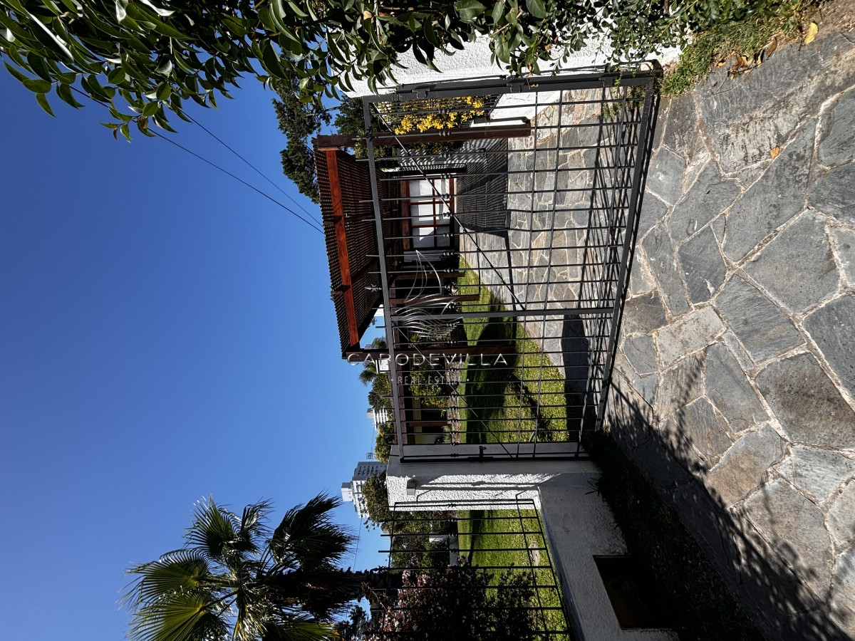 Casa ID.444 - En venta y alquiler casa en Punta del Este 