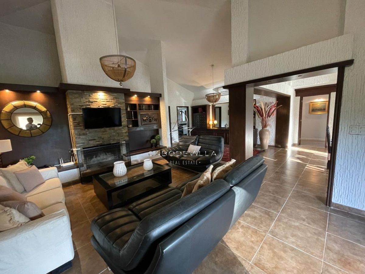 Casa ID.444 - En venta y alquiler casa en Punta del Este 