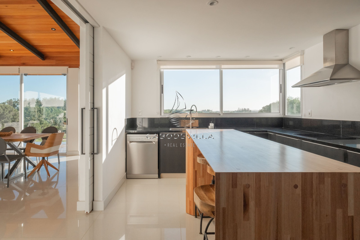 Casa ID.400 - En venta y alquiler anual casa barrio privado Punta del Este 
