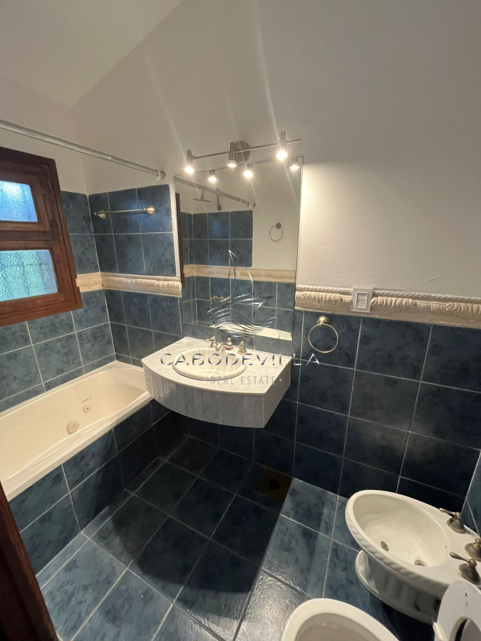 Casa ID.200 - Casa de 5 dormitorios playa brava Punta del Este 