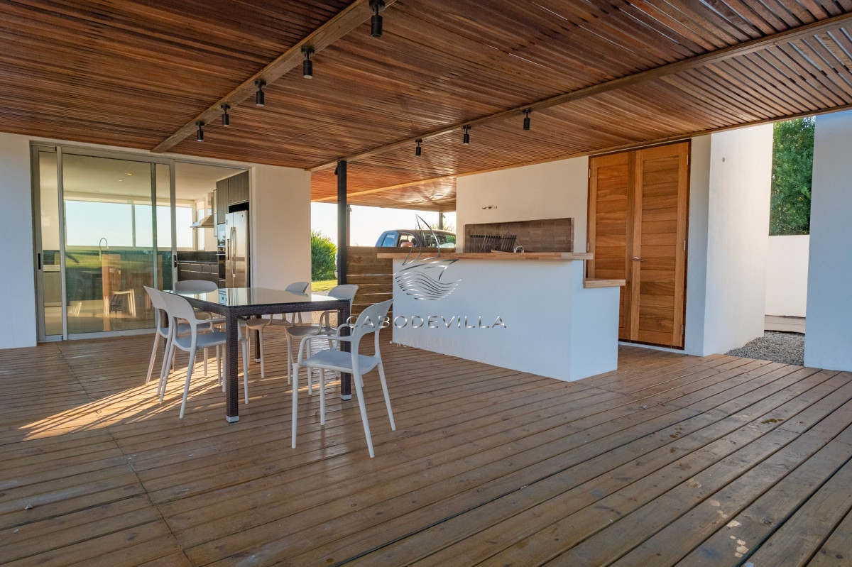 Casa ID.400 - En venta y alquiler anual casa barrio privado Punta del Este 