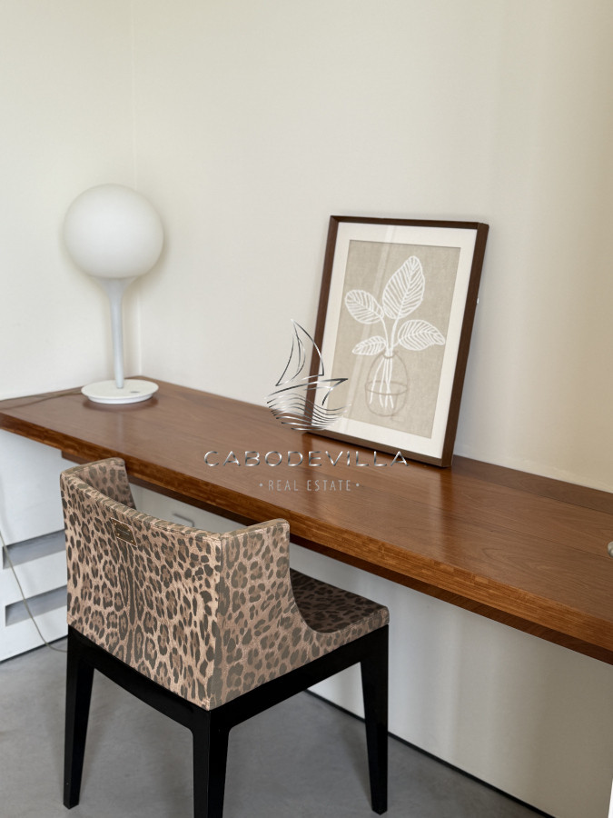 Casa ID.870 - En venta y alquiler Chacra en Manantiales 