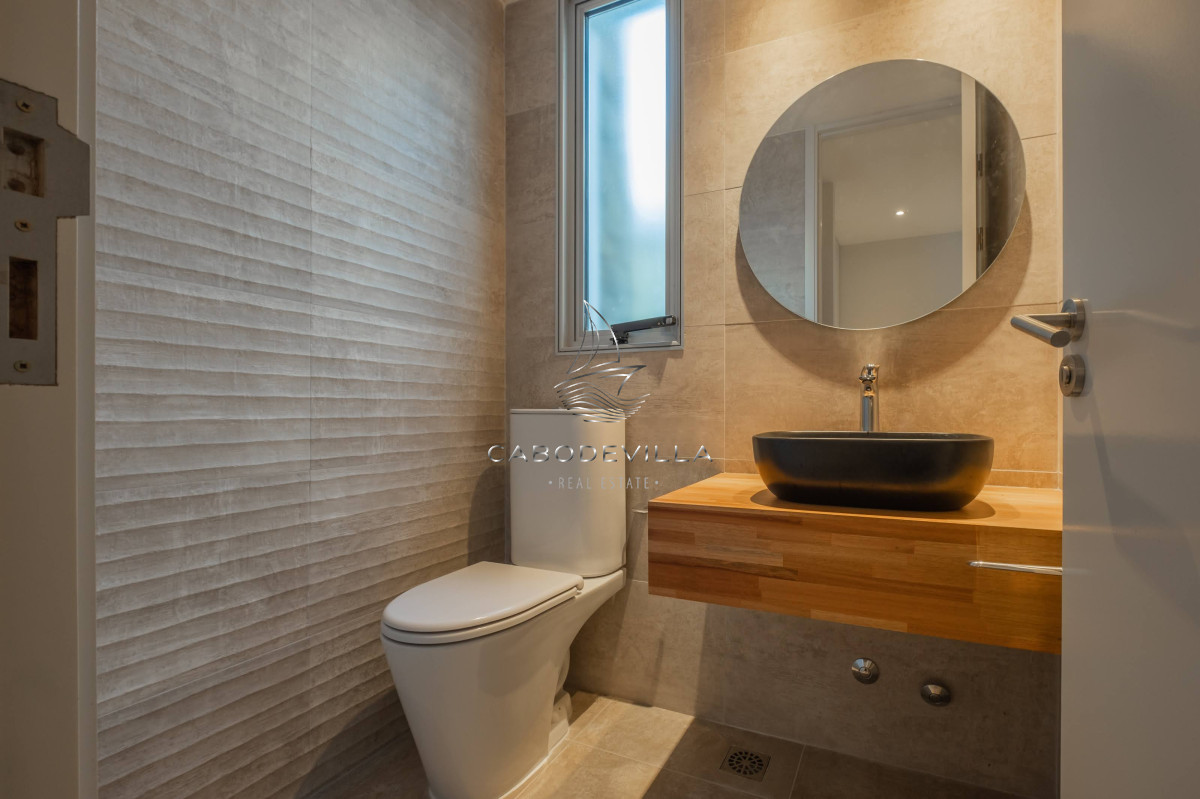 Casa ID.401 - En venta y alquiler anual casa barrio privado apunta del Este 