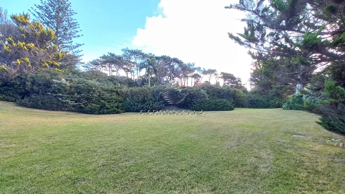Casa ID.317 - En venta mansión a metros del mar, Golf Punta del Est