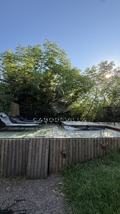 Casa ID.1005 - Venta con renta casa de 5 dormitorios Solanas 