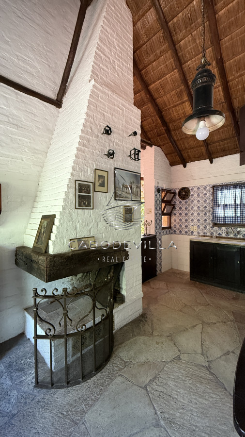 Casa ID.984 - Alquiler casa de 4 dormitorios Punta del Este 