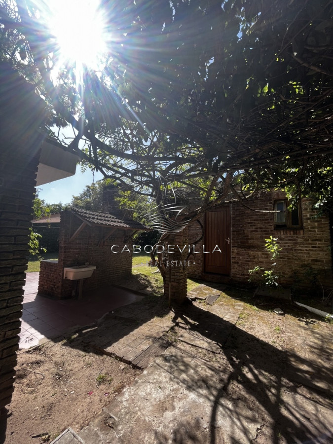Casa ID.156 - Casa de 4 dormitorios playa brava 