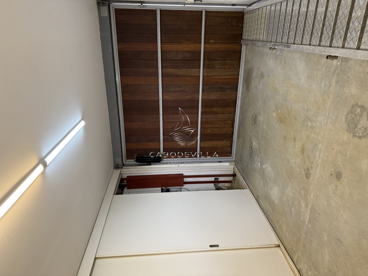 Casa ID.870 - En venta y alquiler Chacra en Manantiales 