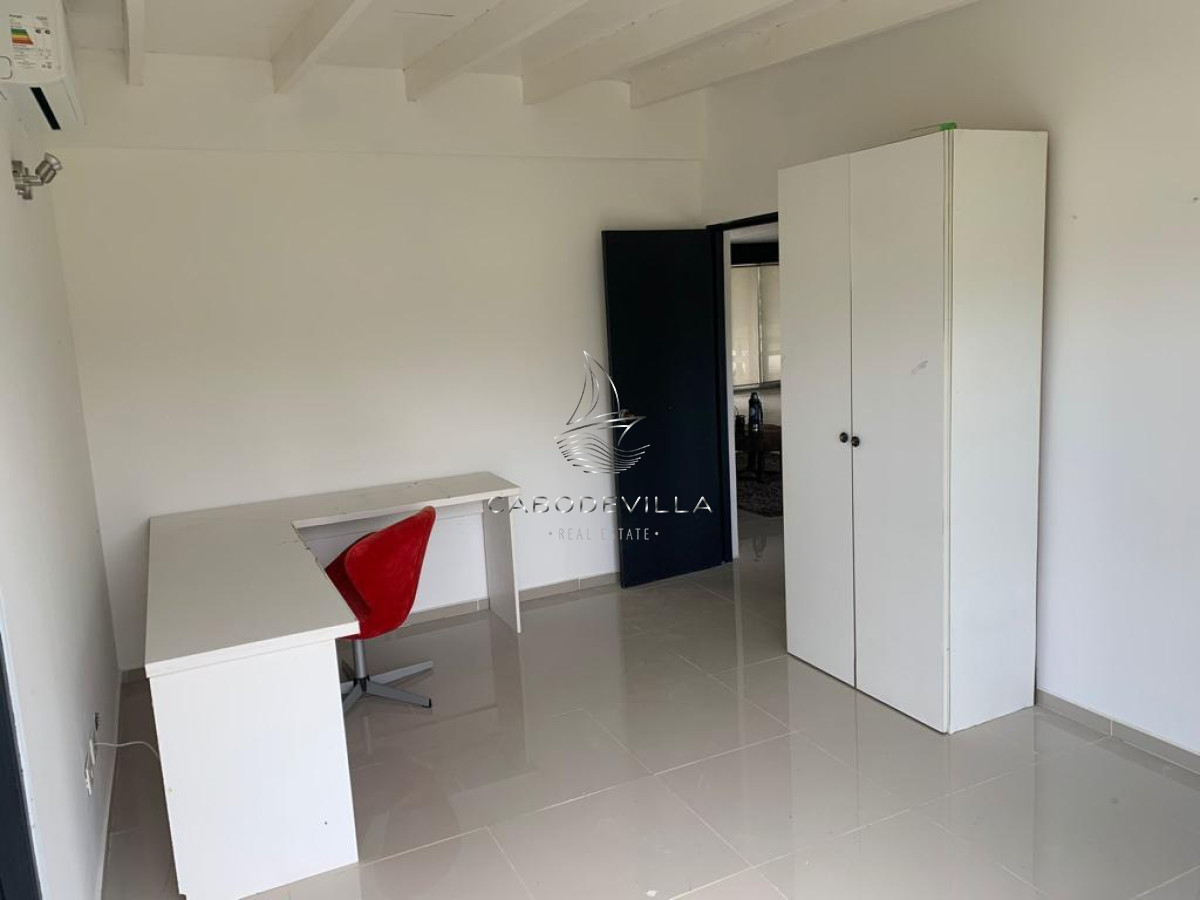 Casa ID.206 - En venta casa de 4 dormitorios, piscina Punta Ballena