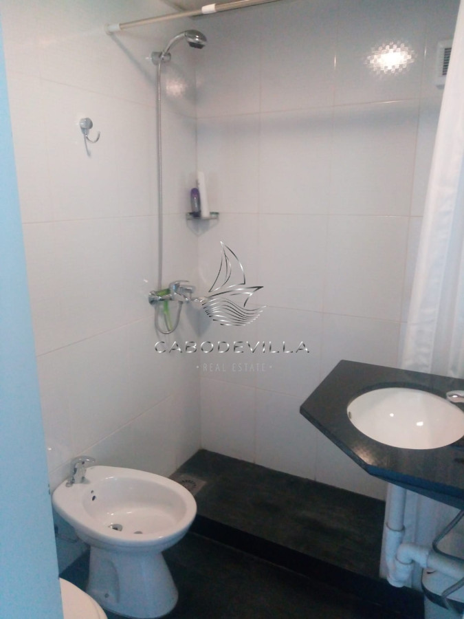 Casa ID.812 - Muy sólida construcción en Parada 26 Playa Brava