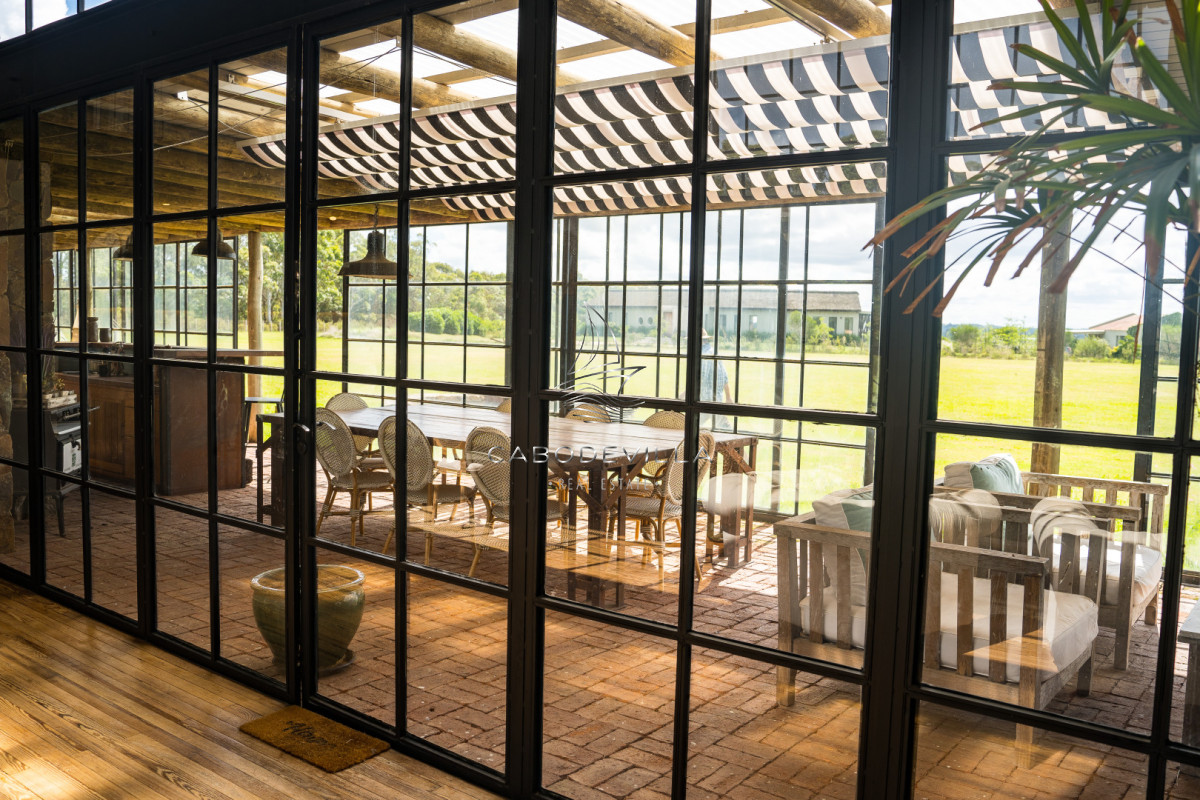 Casa ID.1045 - En venta casa barrio privado Punta del Este 