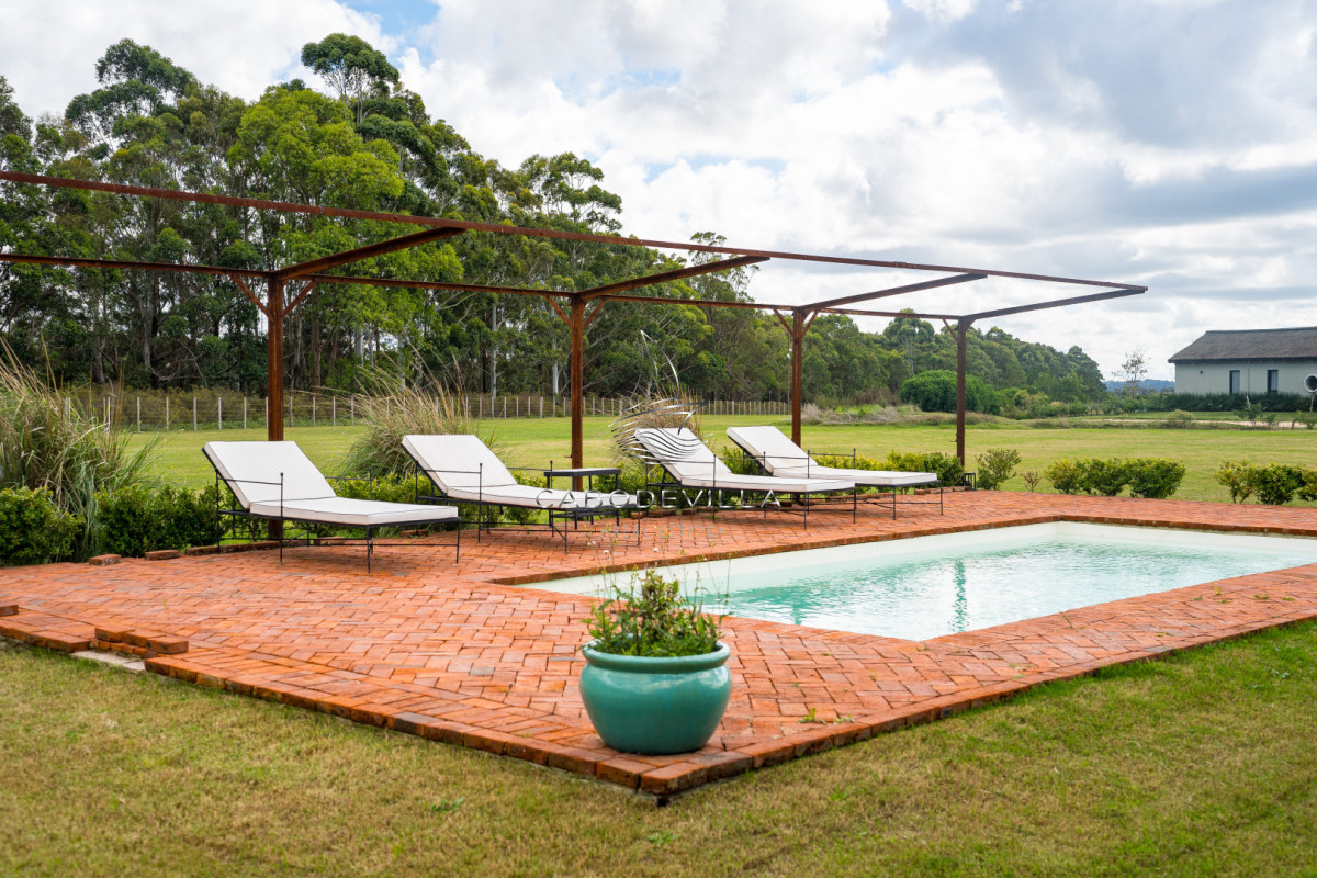 Casa ID.1045 - En venta casa barrio privado Punta del Este 