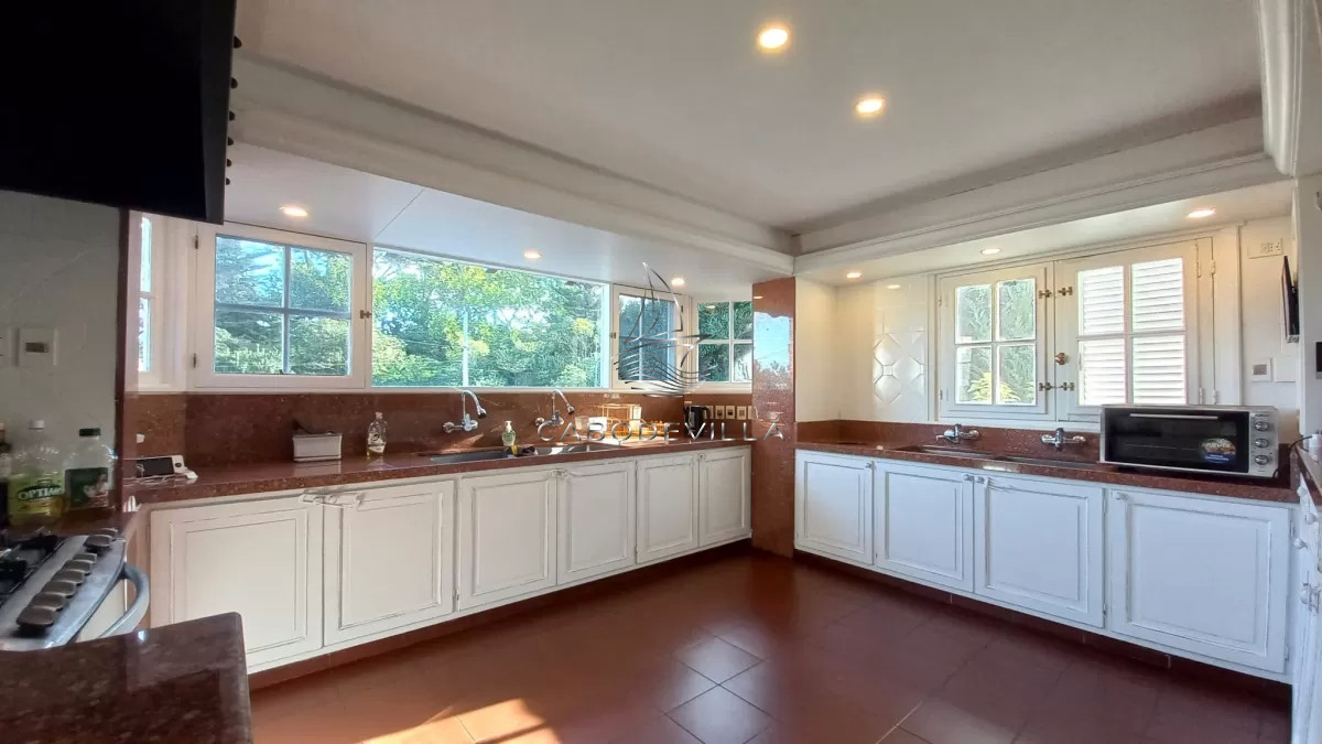 Casa ID.317 - En venta mansión a metros del mar, Golf Punta del Est