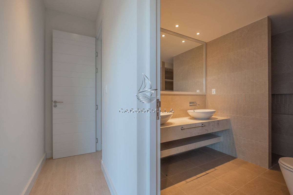 Casa ID.401 - En venta y alquiler anual casa barrio privado apunta del Este 