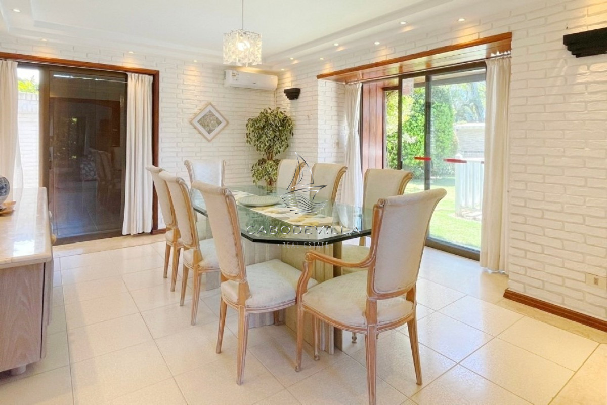 Casa ID.811 - Alquiler de temporada espectacular residencia en San Rafael