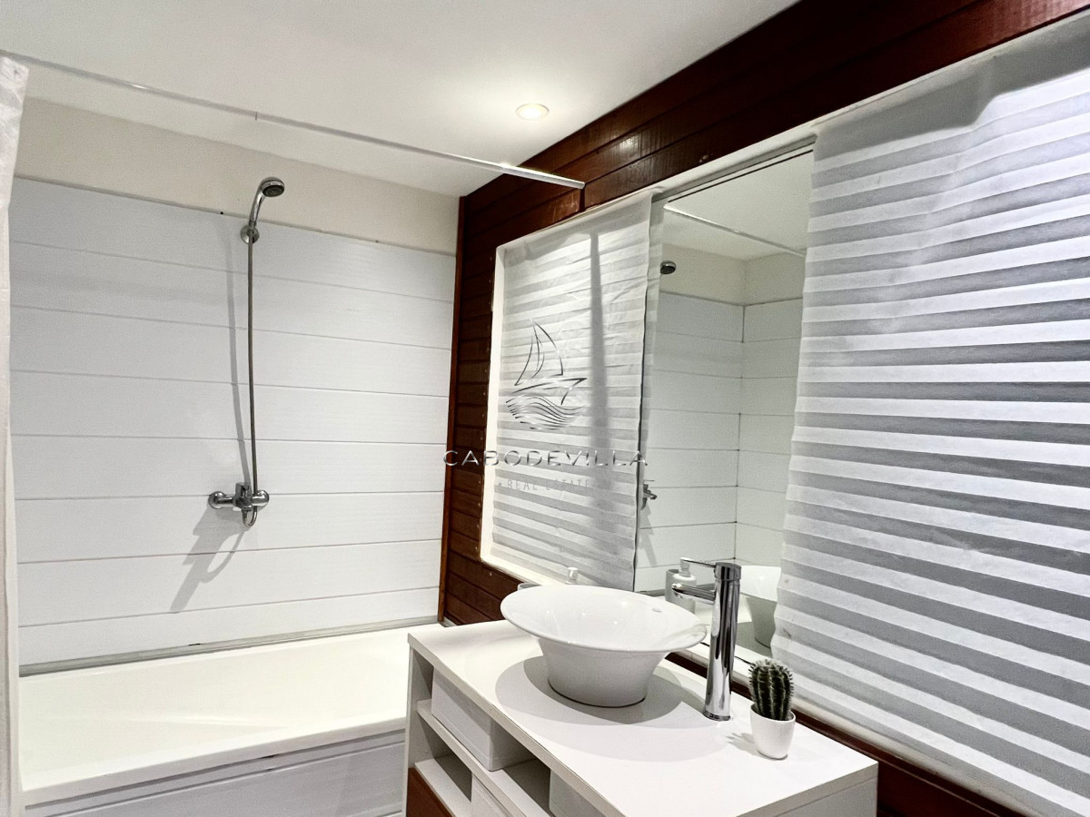 Casa ID.617 - En venta y alquiler anual hermosa casa en Punta ballena de 4 dormitorios 