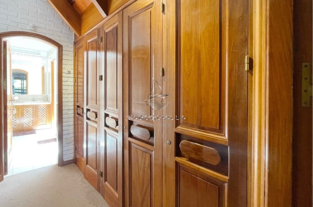 Casa ID.811 - Alquiler de temporada espectacular residencia en San Rafael